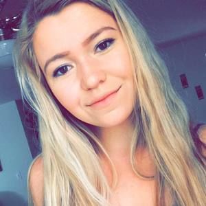 Meet your Posher, Olesia